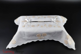 Tissue box cover with flower embroidery